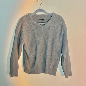 V-neck Grey Knitted Argyle Print Grey Sweater